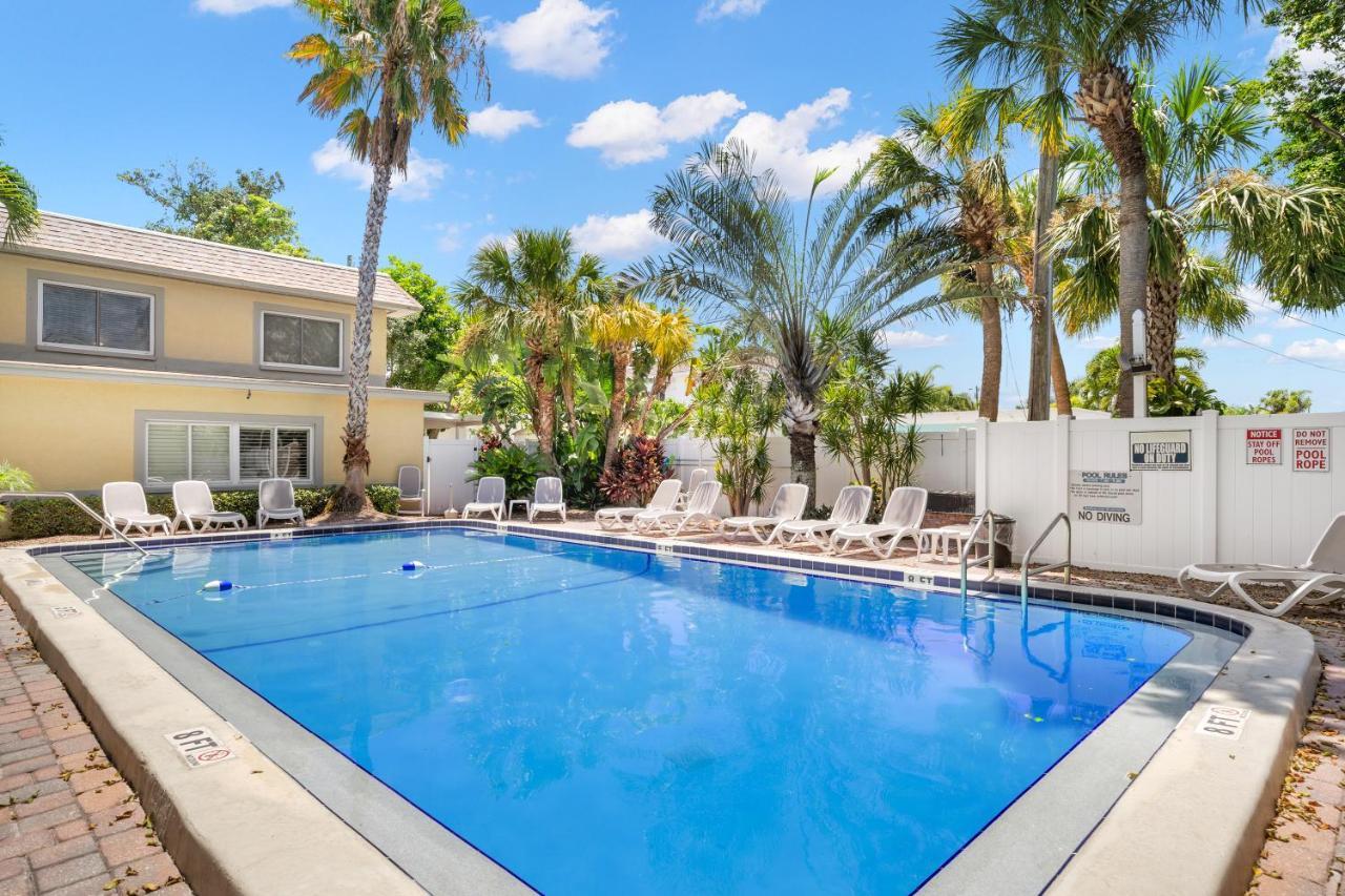Waves 18 Apartment St. Pete Beach Ngoại thất bức ảnh