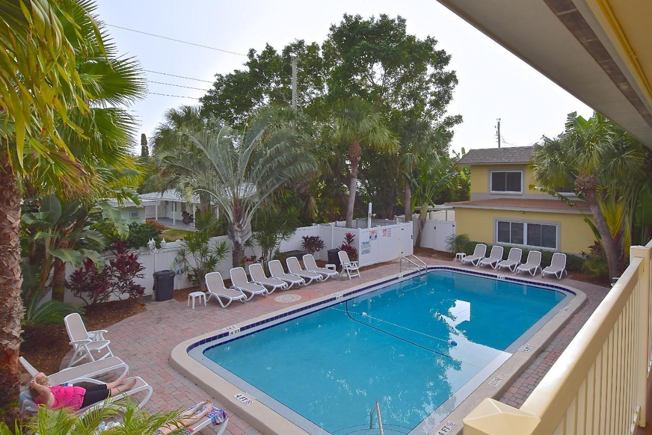 Waves 18 Apartment St. Pete Beach Ngoại thất bức ảnh