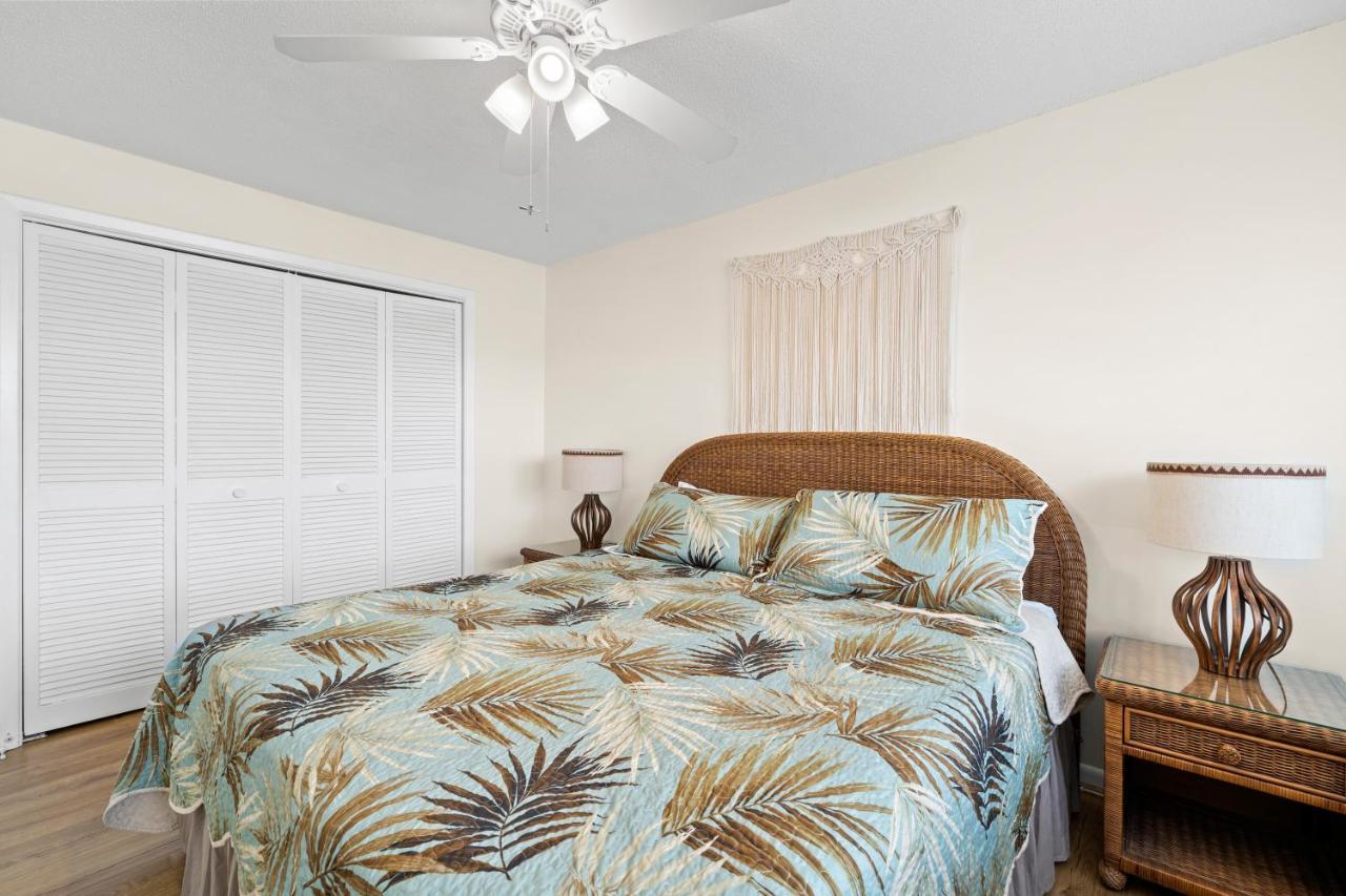Waves 18 Apartment St. Pete Beach Ngoại thất bức ảnh